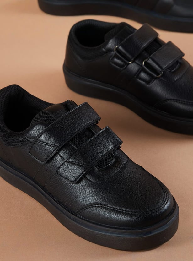 FAME FOREVER Boys Textured Velcro Closure Sneakers