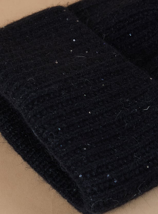 FAME FOREVER Woven Design Beanie