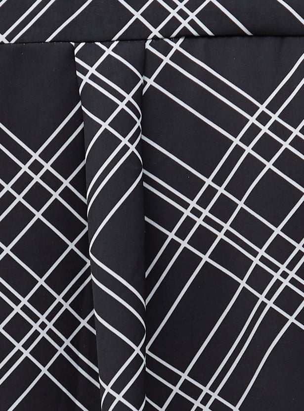 CODE CLASSIC Checked Collared Top