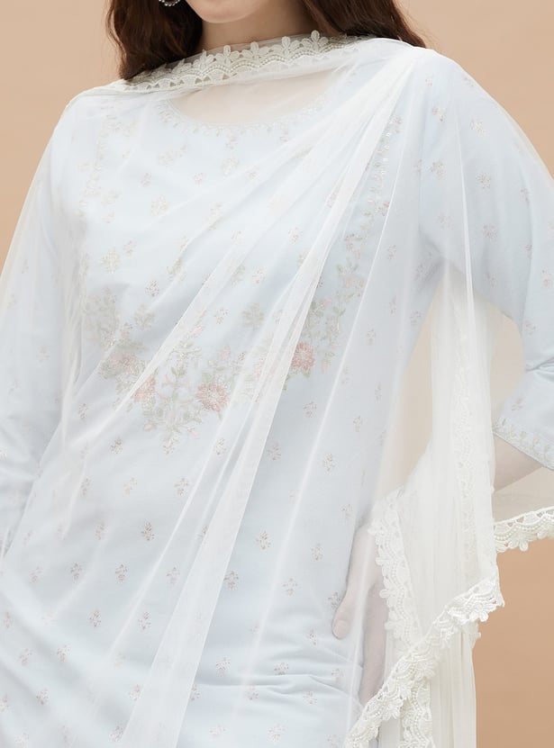 MELANGE Solid Dupatta with Lace Border