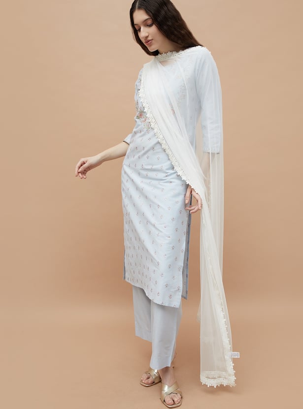 MELANGE Solid Dupatta with Lace Border