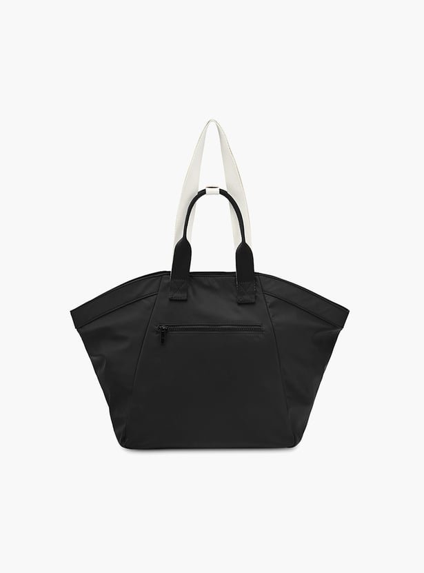 FASTRACK Solid Shoulder Bag