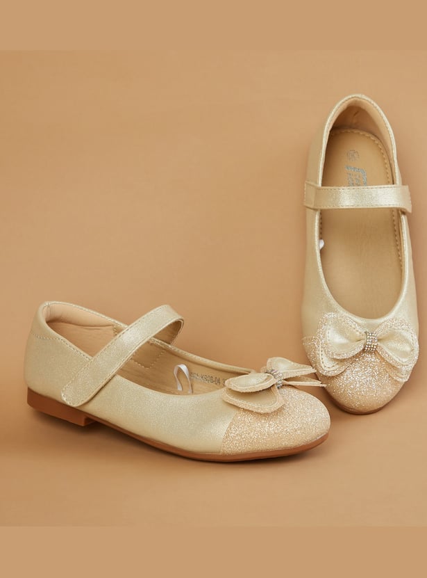 FAME FOREVER Girls Bow-Accent Mary Janes