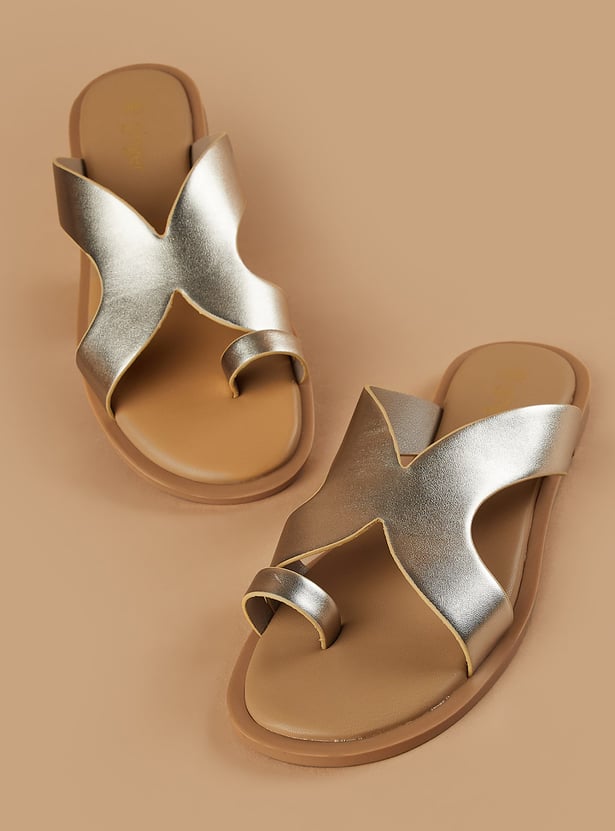 GINGER Metallic Ring Toe Flats