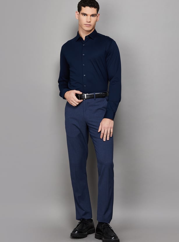 VAN HEUSEN Solid Slim Fit Formal Shirt