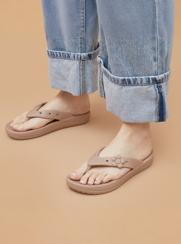 GINGER Applique Flip-Flops