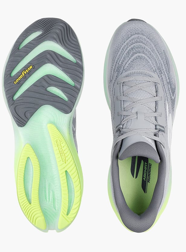 SKECHERS Aero Spark Running Shoes
