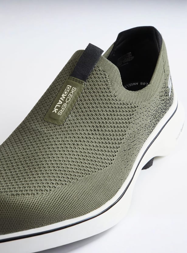SKECHERS Go Walk 7 Slip-On Sports Shoes