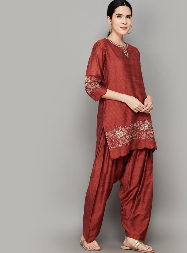SPAN Embroidered Straight Kurta Set