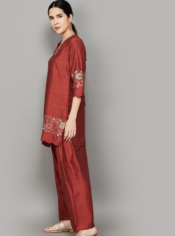 SPAN Embroidered Straight Kurta Set