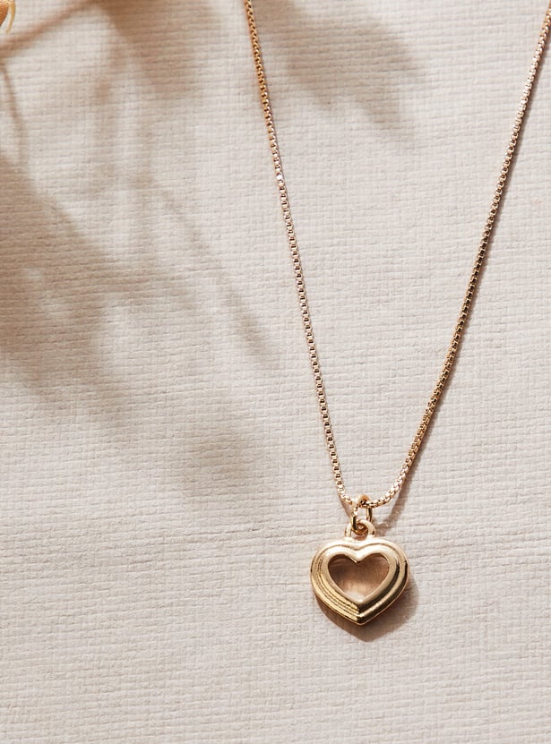 GINGER Cut-Out Heart Pendant with Chain