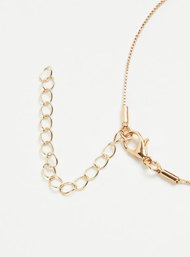 GINGER Cut-Out Heart Pendant with Chain