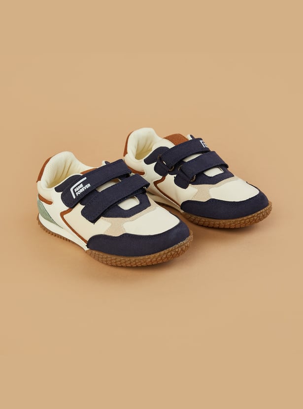 FAME FOREVER Colourblocked Sneakers