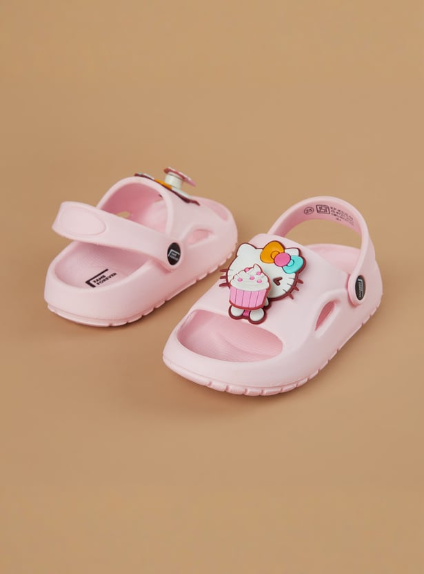 FAME FOREVER Girls Appliqued Sandals