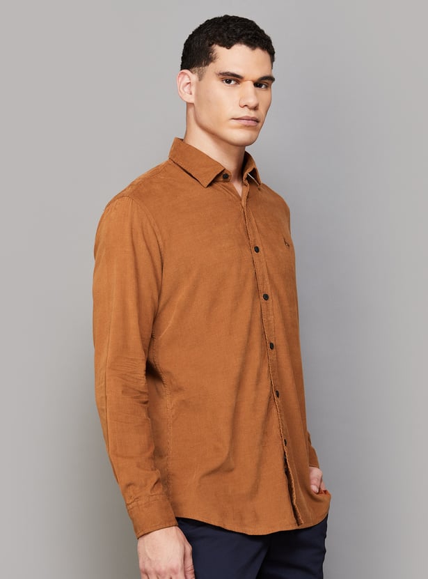 VH SPORTS Solid Slim Fit Shirt