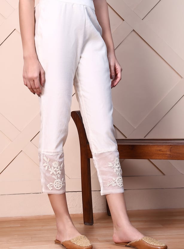 W Embroidered Straight Pant