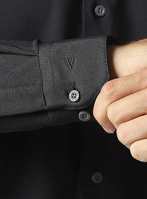 VAN HEUSEN Solid Slim Fit Formal Shirt