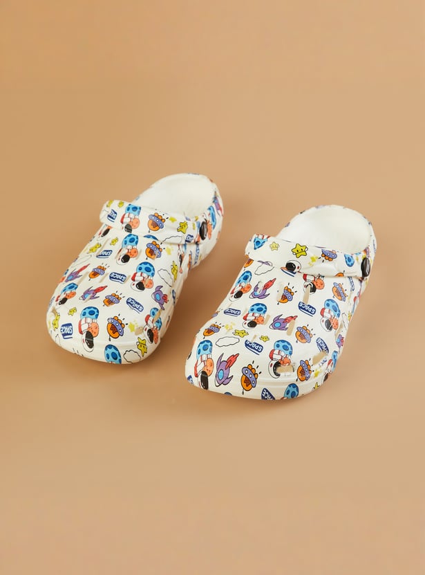 FAME FOREVER Printed Clogs