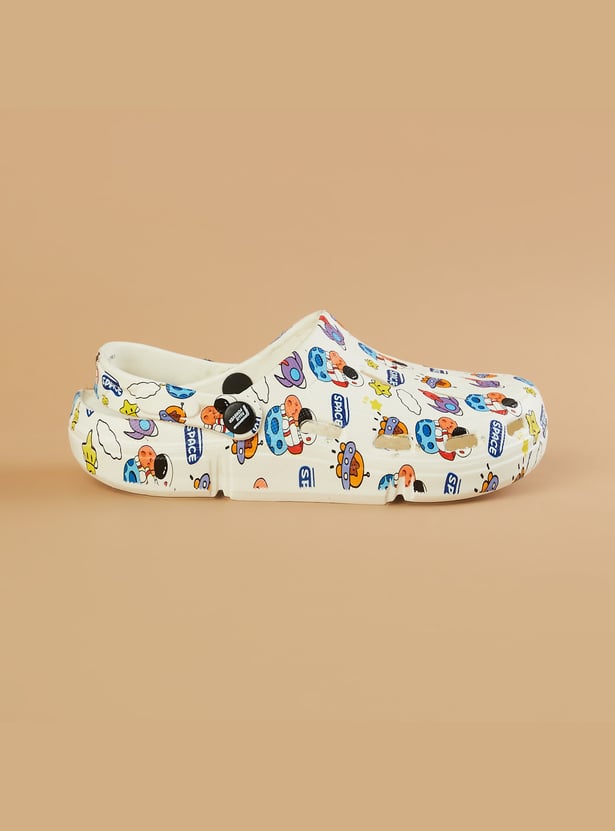 FAME FOREVER Printed Clogs