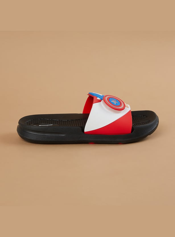 FAME FOREVER Boys Boys Captain America Sliders