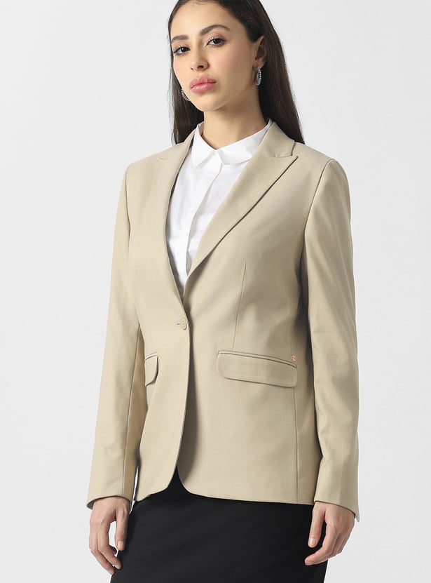 VAN HEUSEN Solid Blazer