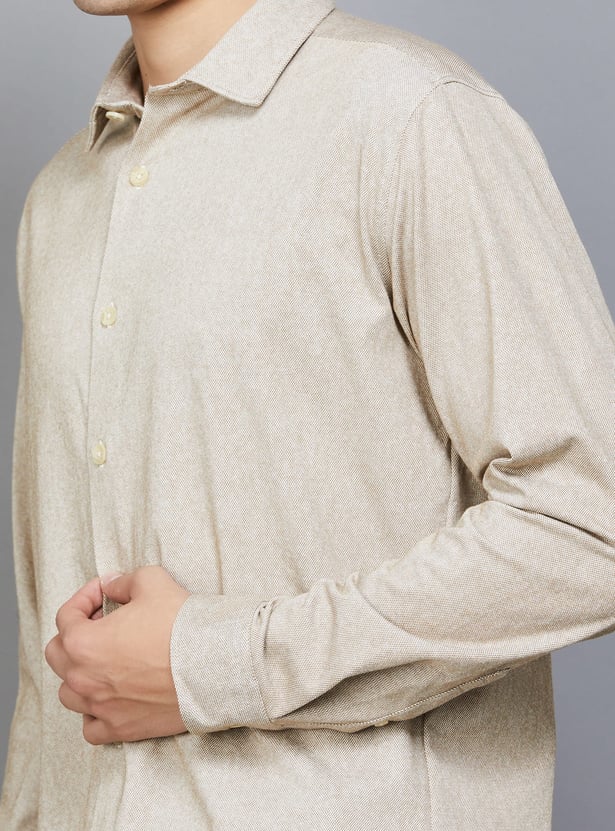 V DOT Knitted Slim Fit Shirt