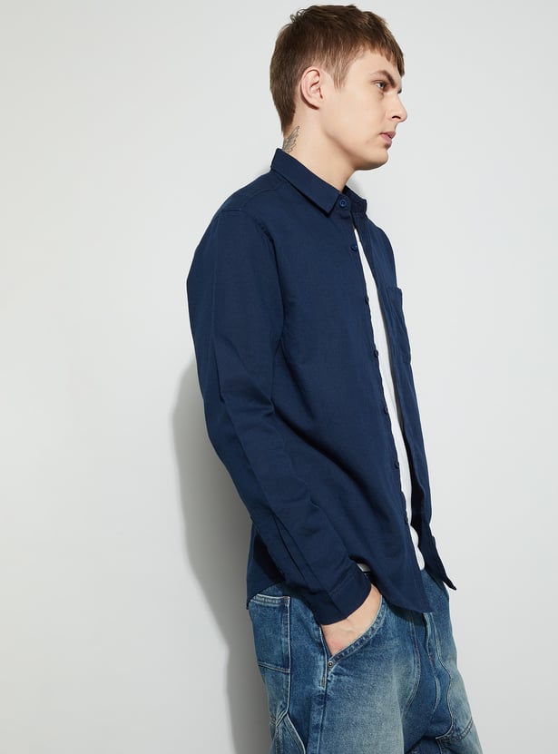 FAME FOREVER Solid Slim Fit Shirt