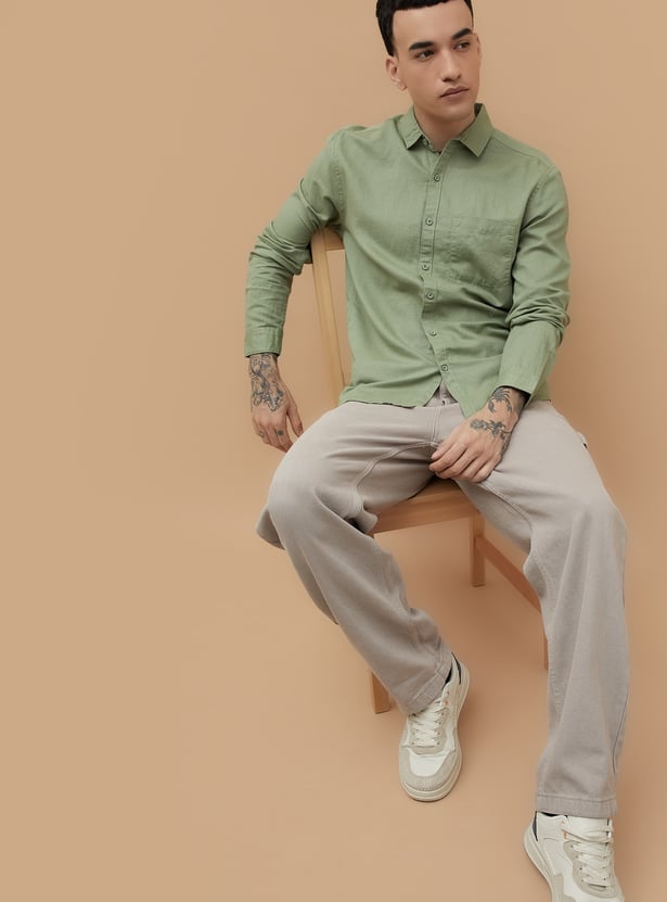 FAME FOREVER Solid Slim Fit Shirt