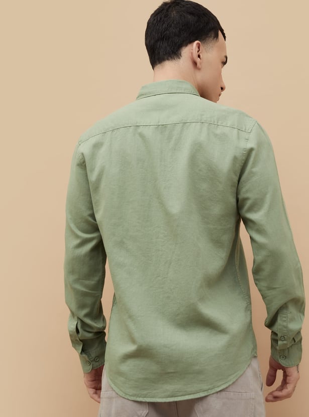 FAME FOREVER Solid Slim Fit Shirt