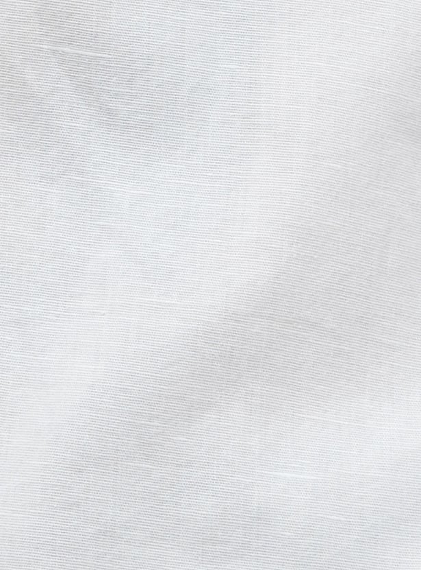 FAME FOREVER Solid Slim Fit Shirt