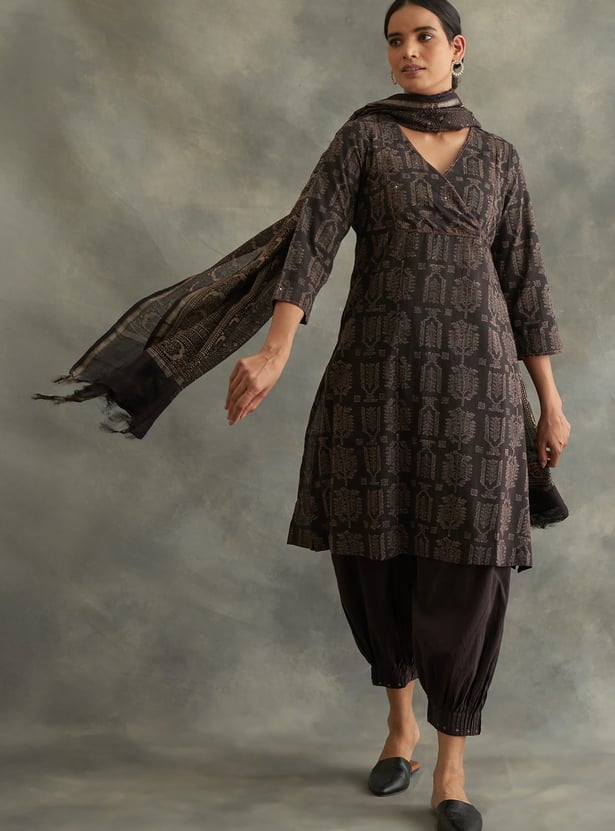 W Pleated Salwar Pants