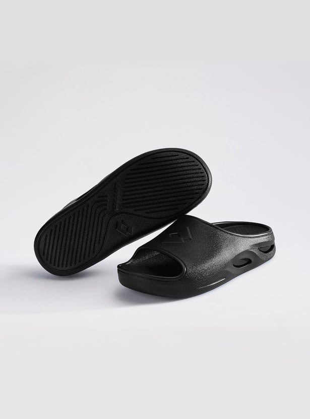 LOTTO Embossed Sliders
