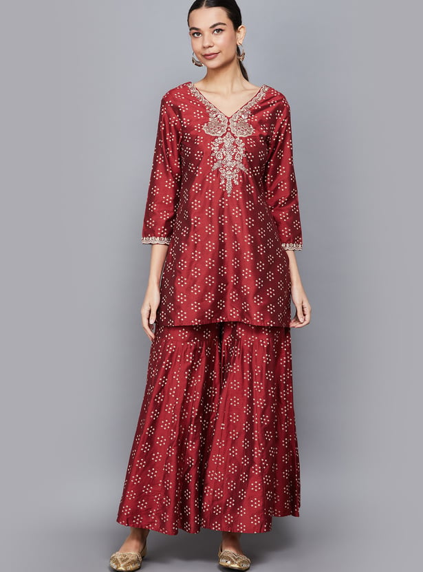 W Embellished Yoke Straight Kurti Set