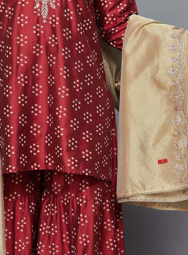 W Embellished Yoke Straight Kurti Set