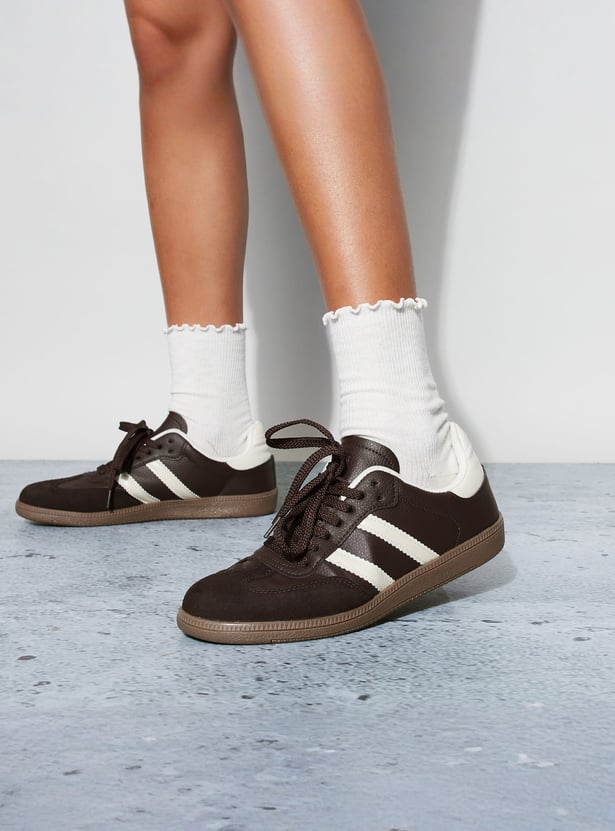 GINGER Striped Lace-Up Sneakers