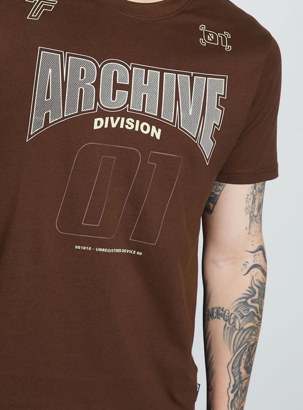 FAME FOREVER Typographic Print T-shirt