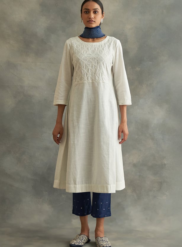 W Embroidered Straight Pants