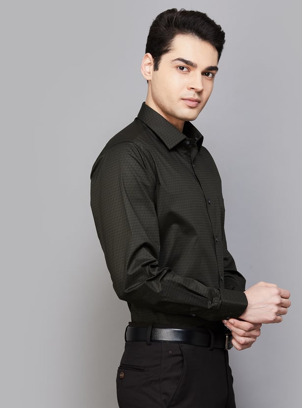 VAN HEUSEN Textured Custom Fit Formal Shirt