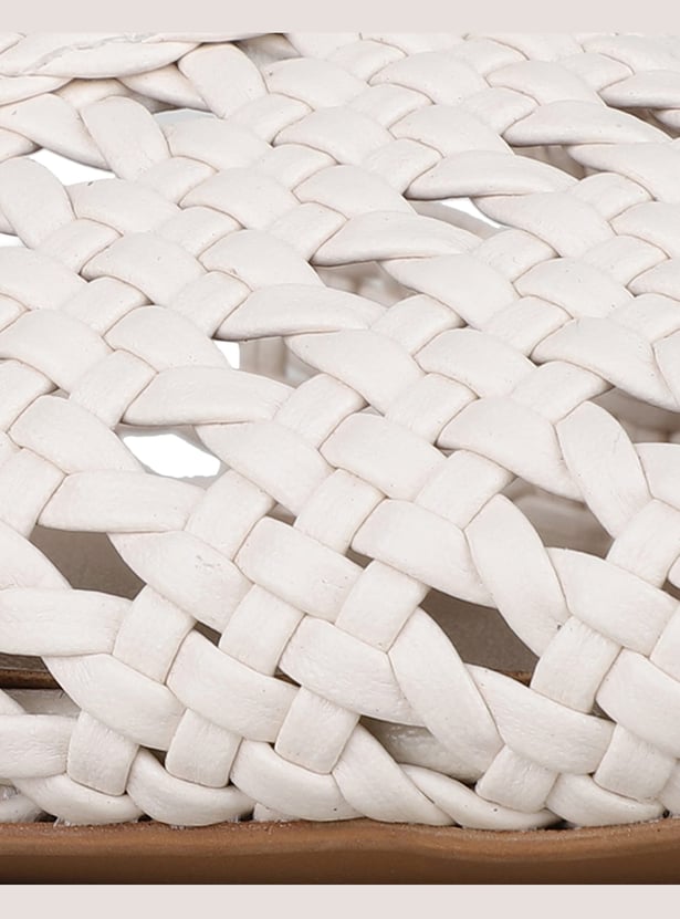 INC.5 Textured Block Heels