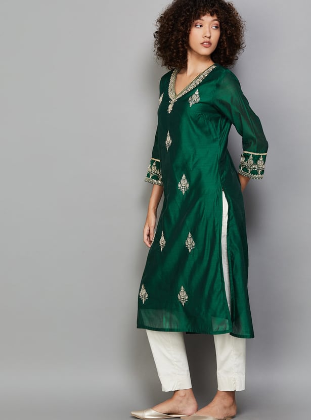 W Embroidered Motif Straight Kurta