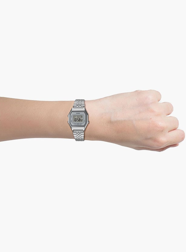 CASIO Vintage Digital Watch - D409
