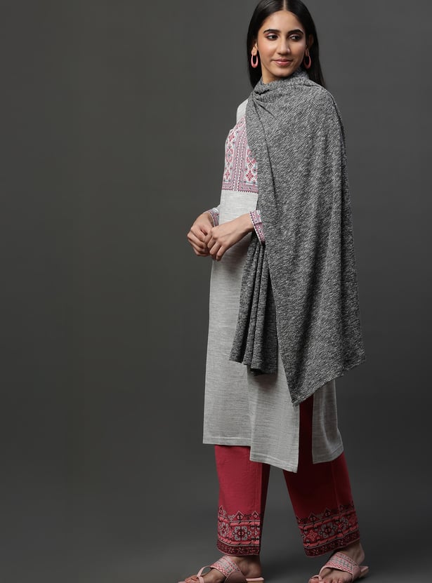 AURELIA Knitted Shawl