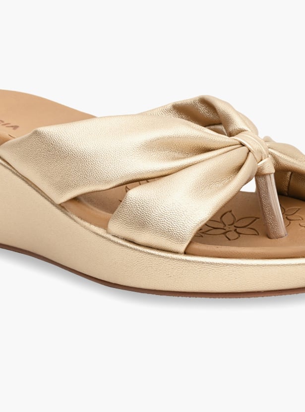 ROCIA Textured Wedges