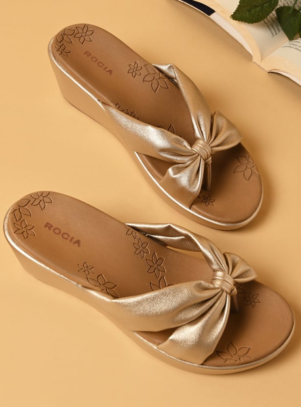 ROCIA Textured Wedges