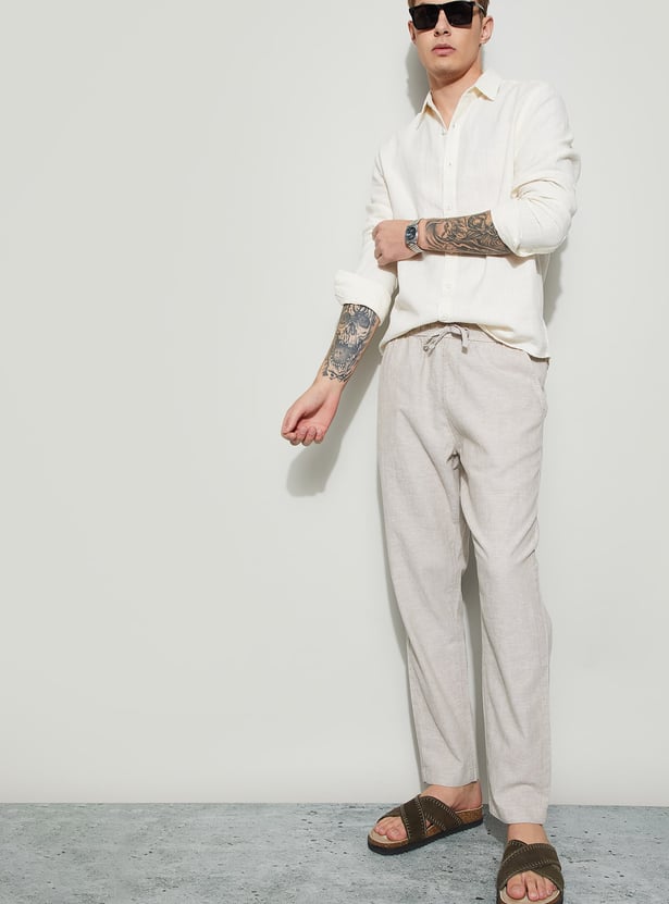 FAME FOREVER Solid Regular Fit Trousers