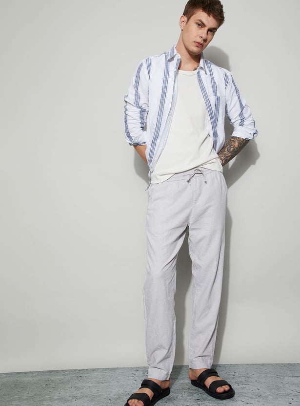 FAME FOREVER Solid Regular Fit Trousers