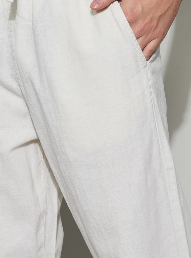 FAME FOREVER Solid Regular Fit Trousers