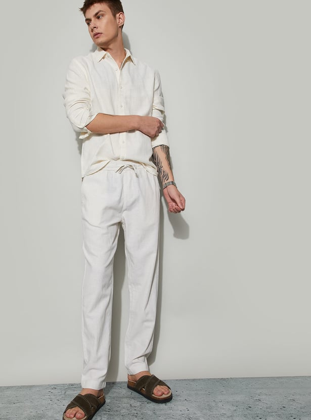 FAME FOREVER Solid Regular Fit Trousers