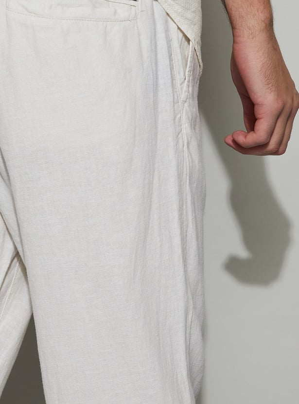 FAME FOREVER Solid Regular Fit Trousers
