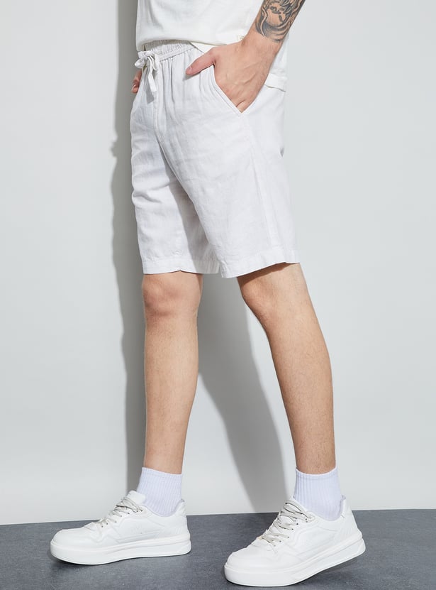 FAME FOREVER Solid Regular Shorts